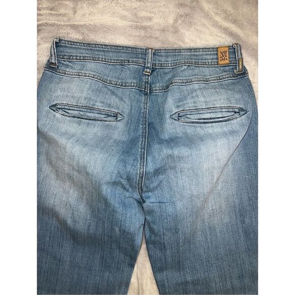 Women’s MNG Medium Wash Bootcut Leg Jeans 12 - Picture 9 of 10